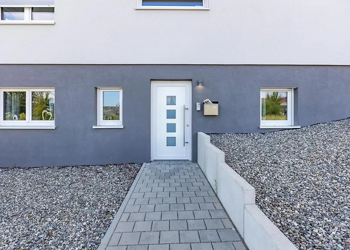 Schmuckstueckchen * Hilzingen